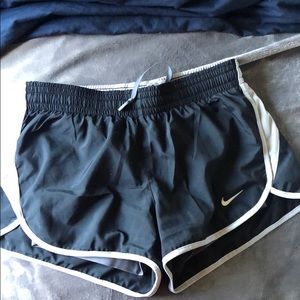 Black nike shorts